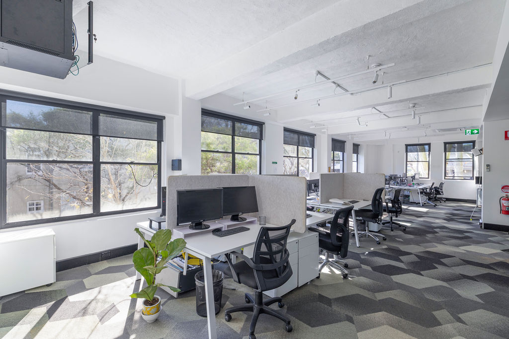 68 Moncur Street Office